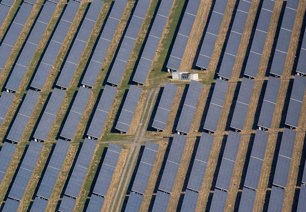 solar farm, solar panels, renewable energy, sustainable energy, electricity, solar farm, solar farm, solar farm, solar farm, solar farm